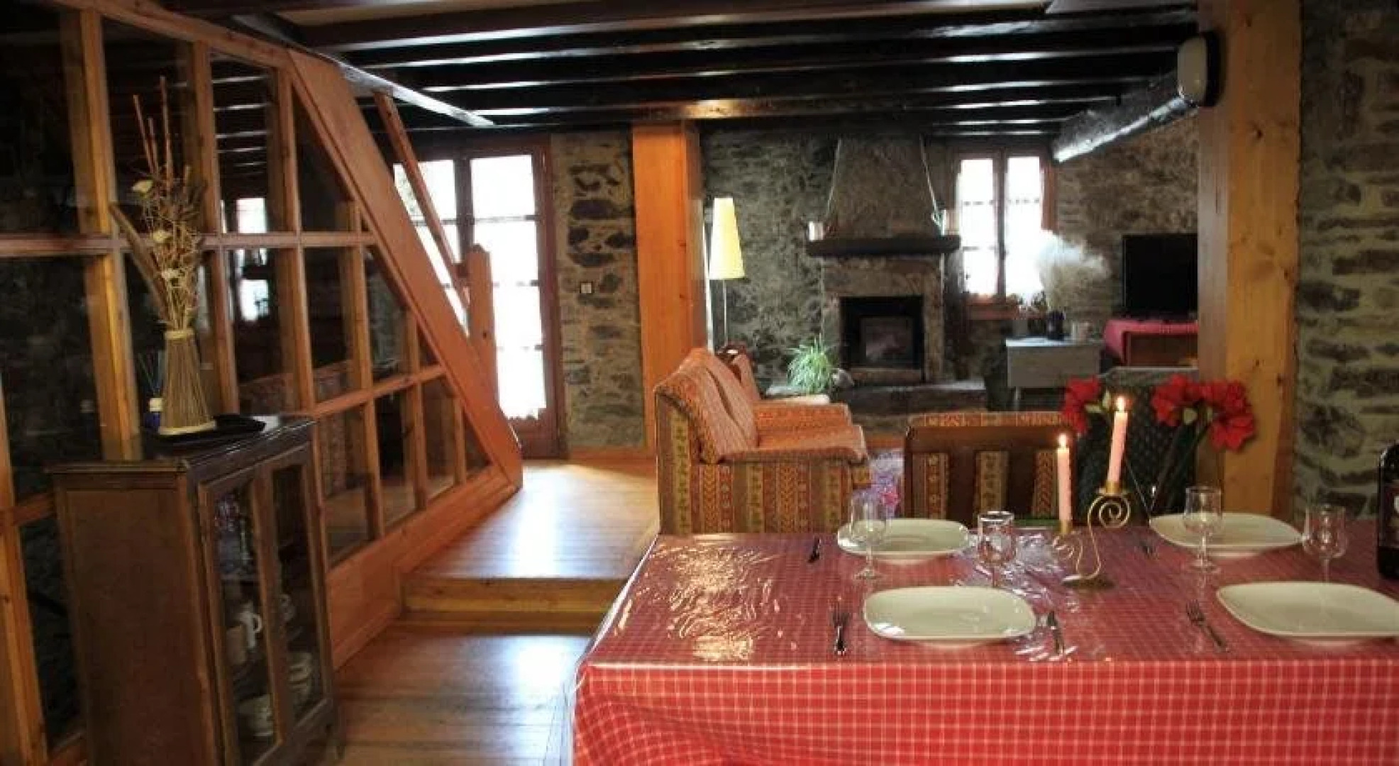 Apartaments Casa Vella Popaire