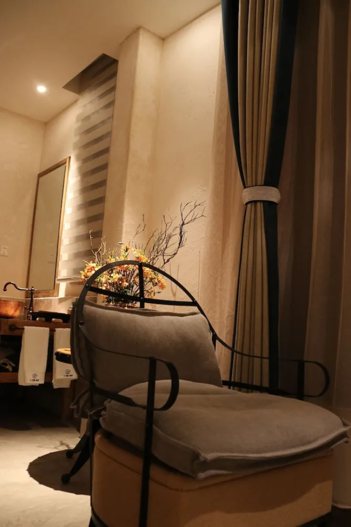 The Twelve Manor•Terraces Lodge