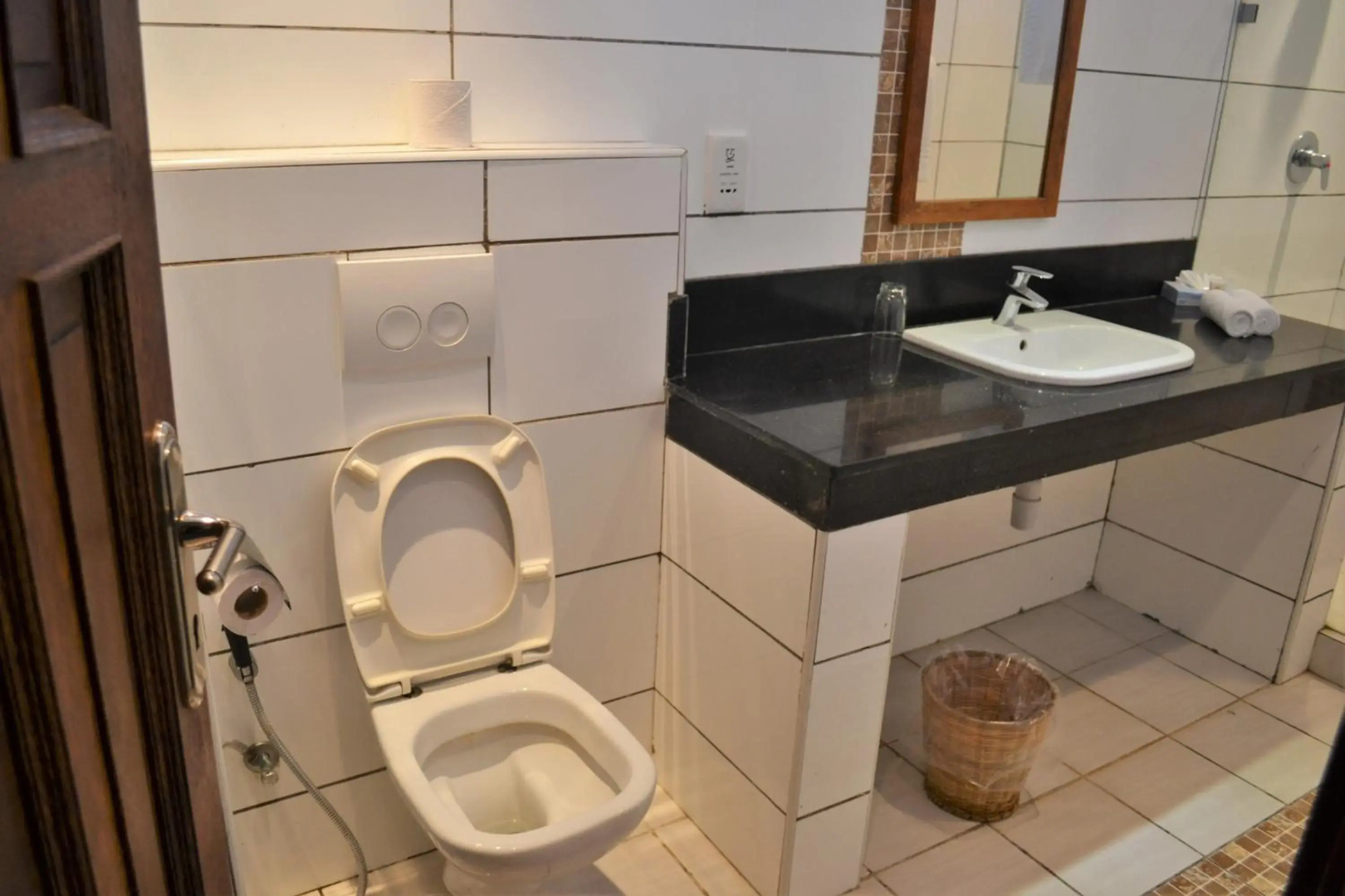 Cowrie Shell Beach Apartments