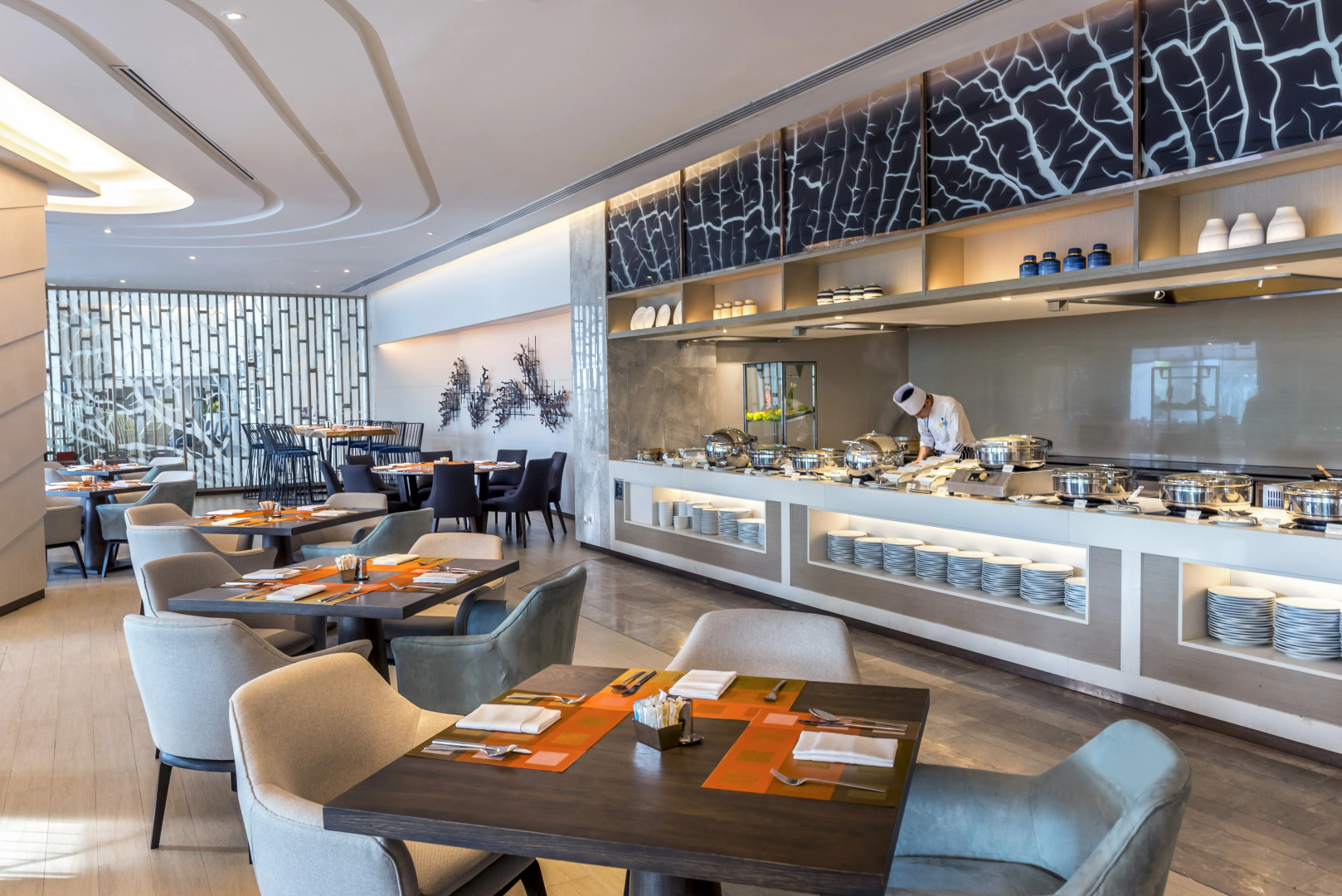 Novotel Phuket City Phokeethra Hotel