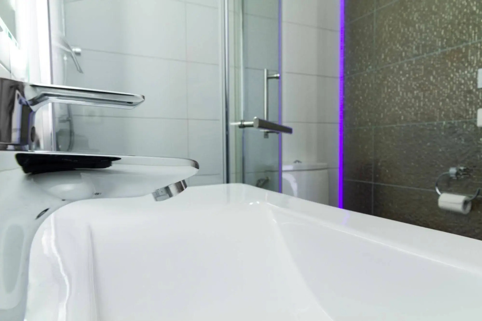 Hotel Hellers Twenty Four 1