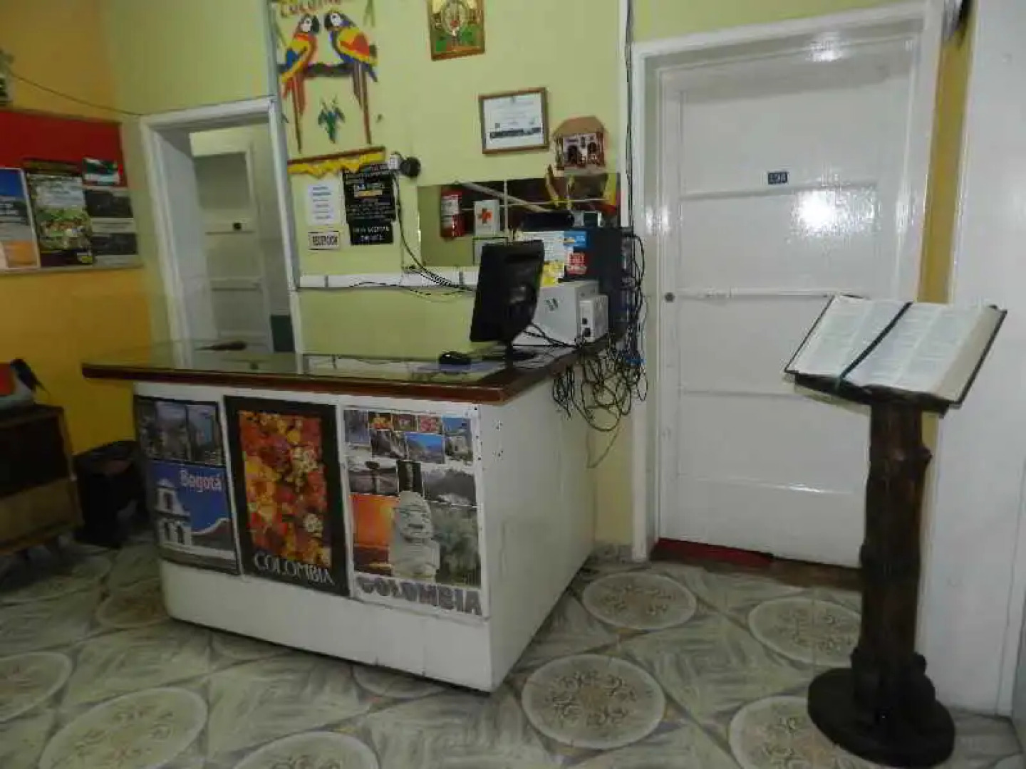 Hostal Internacional - Hostel