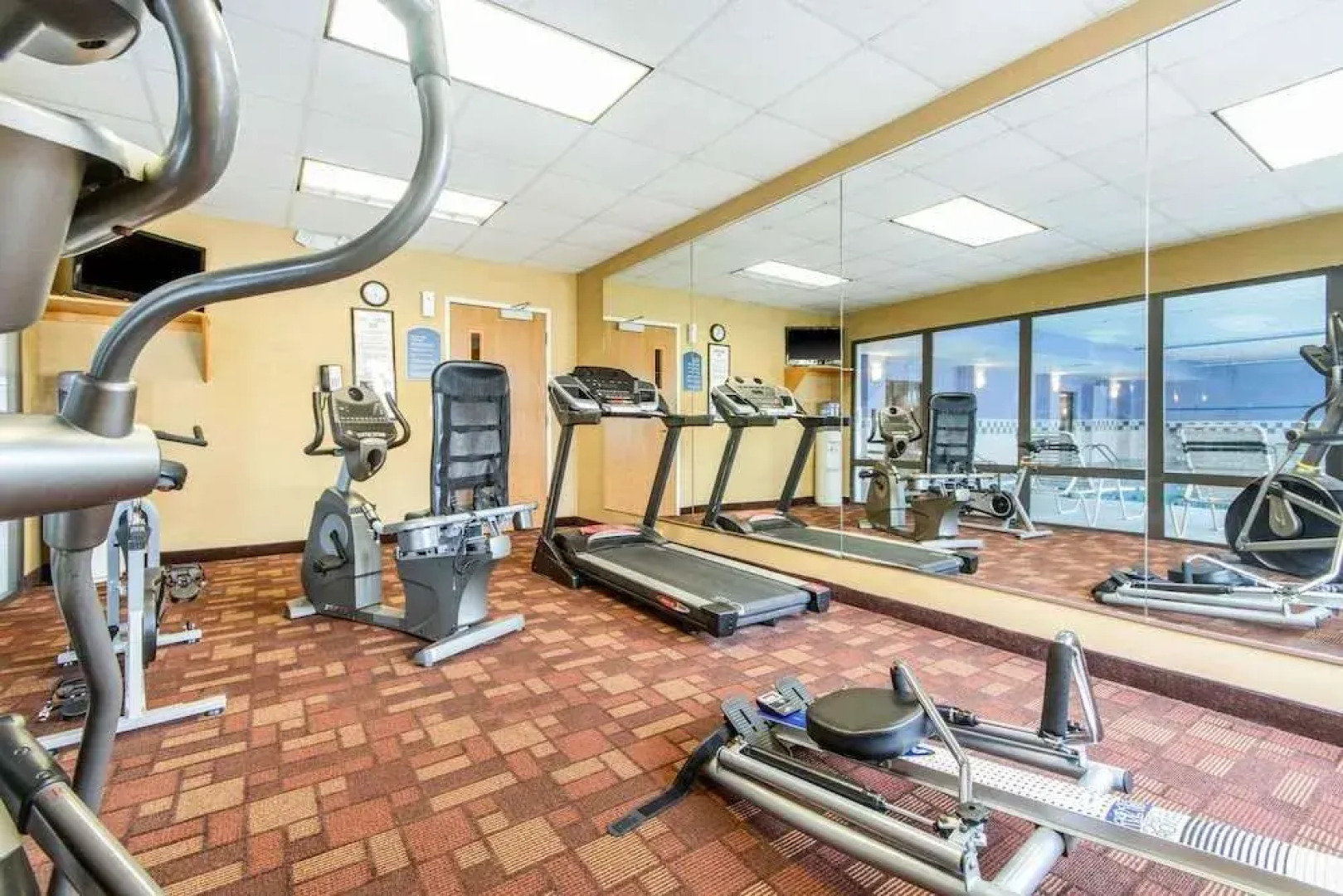 Holiday Inn Express Cincinnati-Lawrenceburg