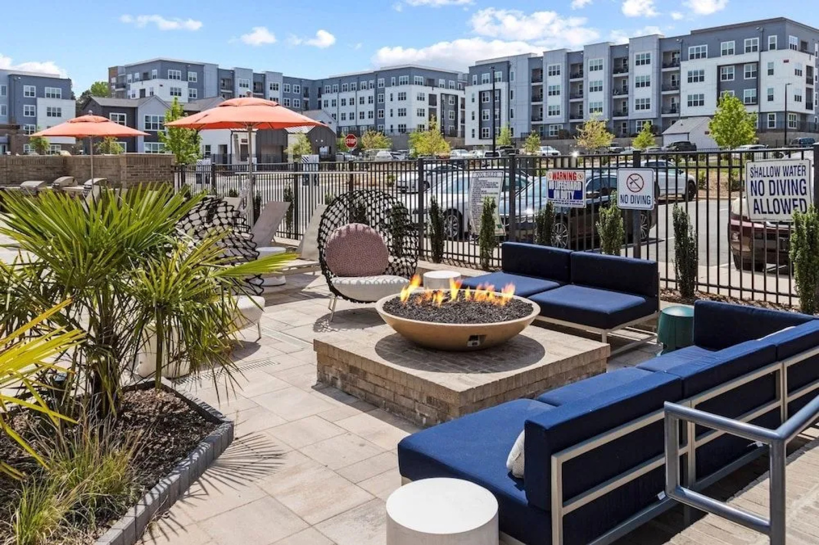 Kasa Charlotte FreeMoreWest