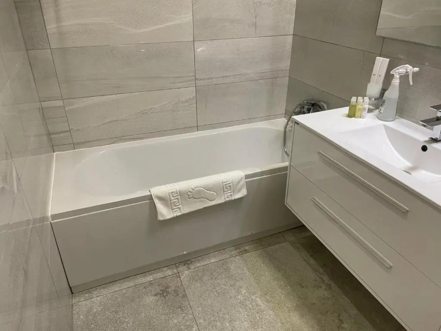 White Tower Mamaia Apartament Privat 503