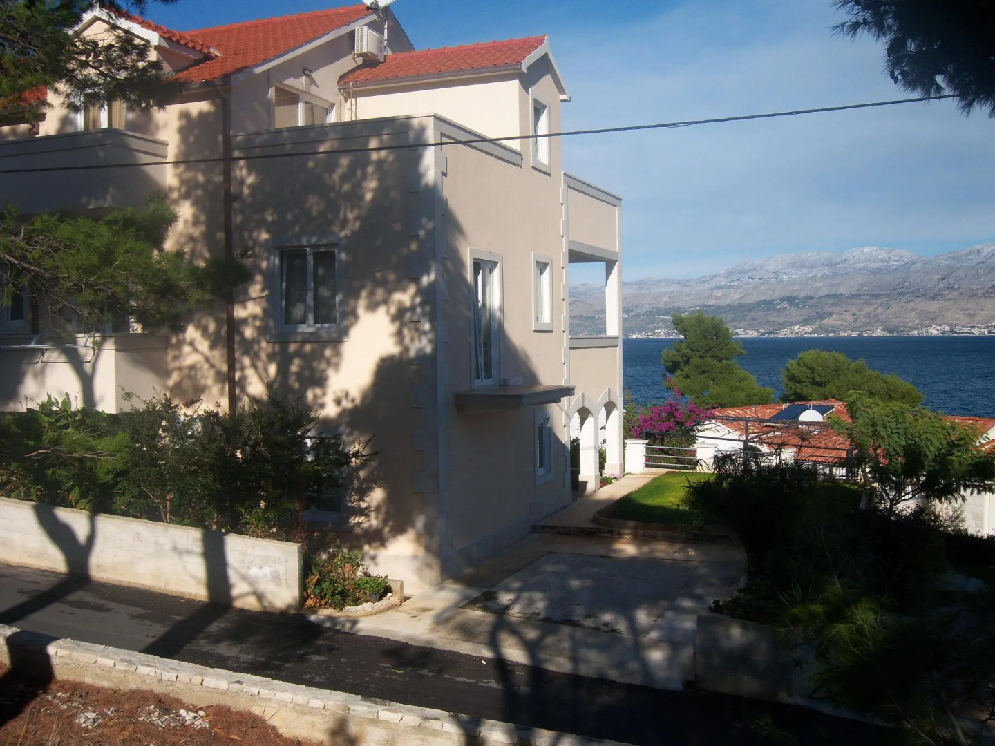 Apartment Annie - sea view : A2 Postira, Island Brac