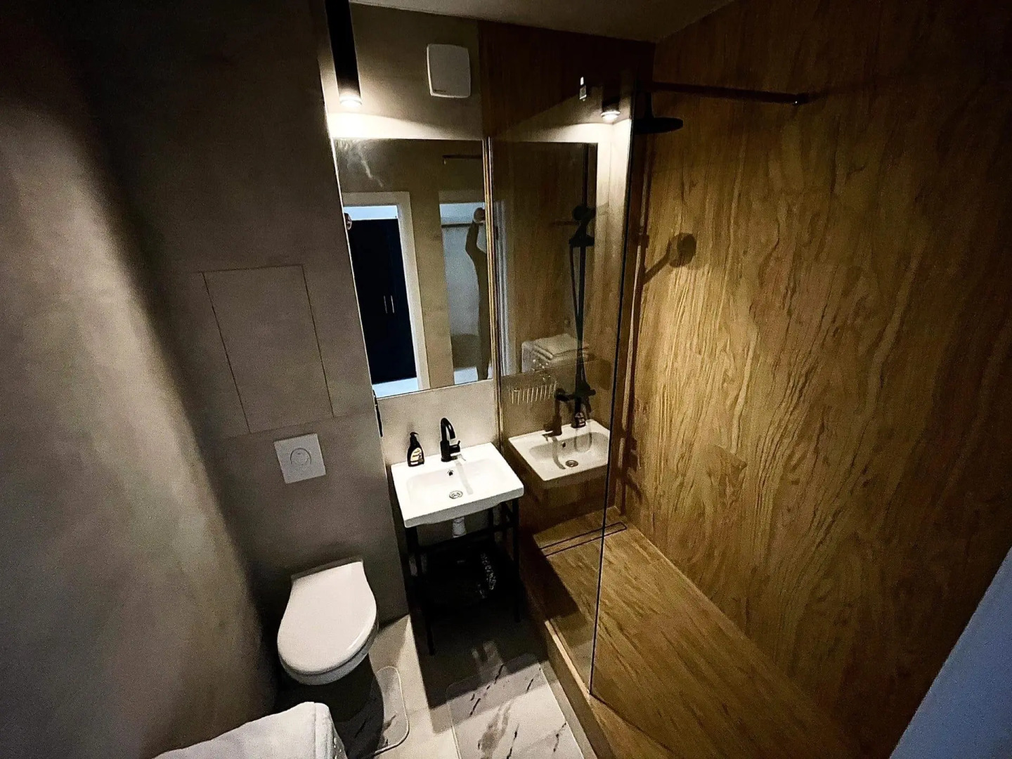 ЖивиТУТ на улице Партизанская 199