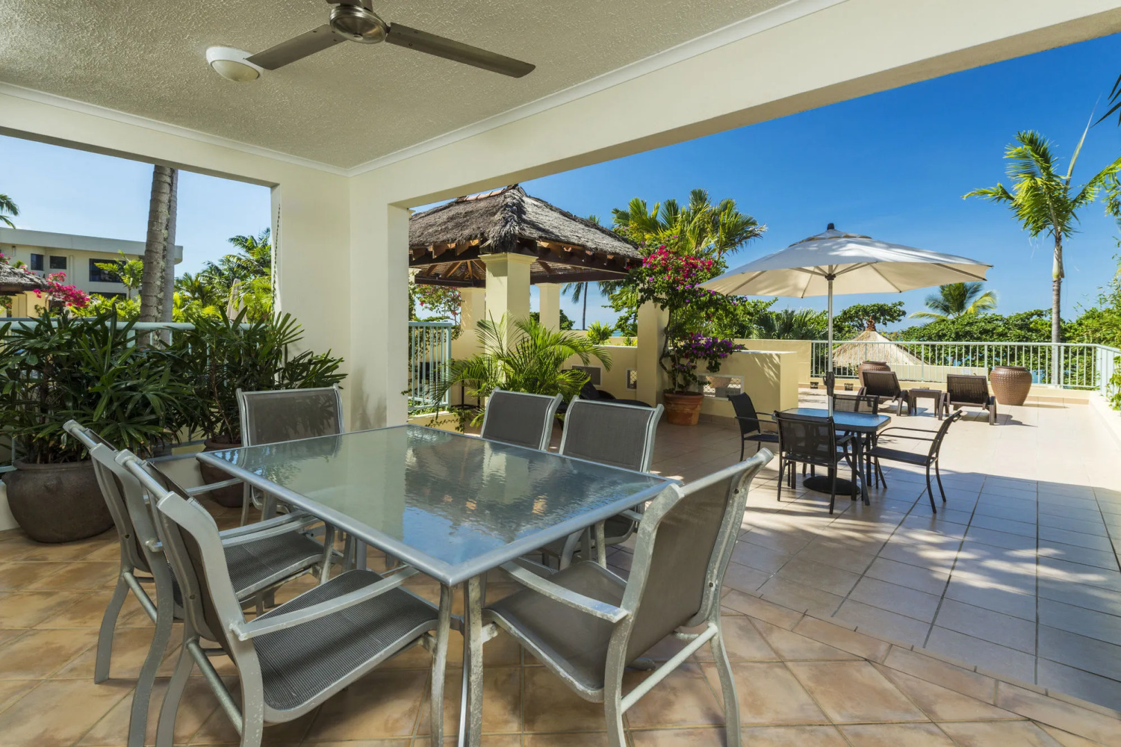 Sea Change Beachfront Apartments