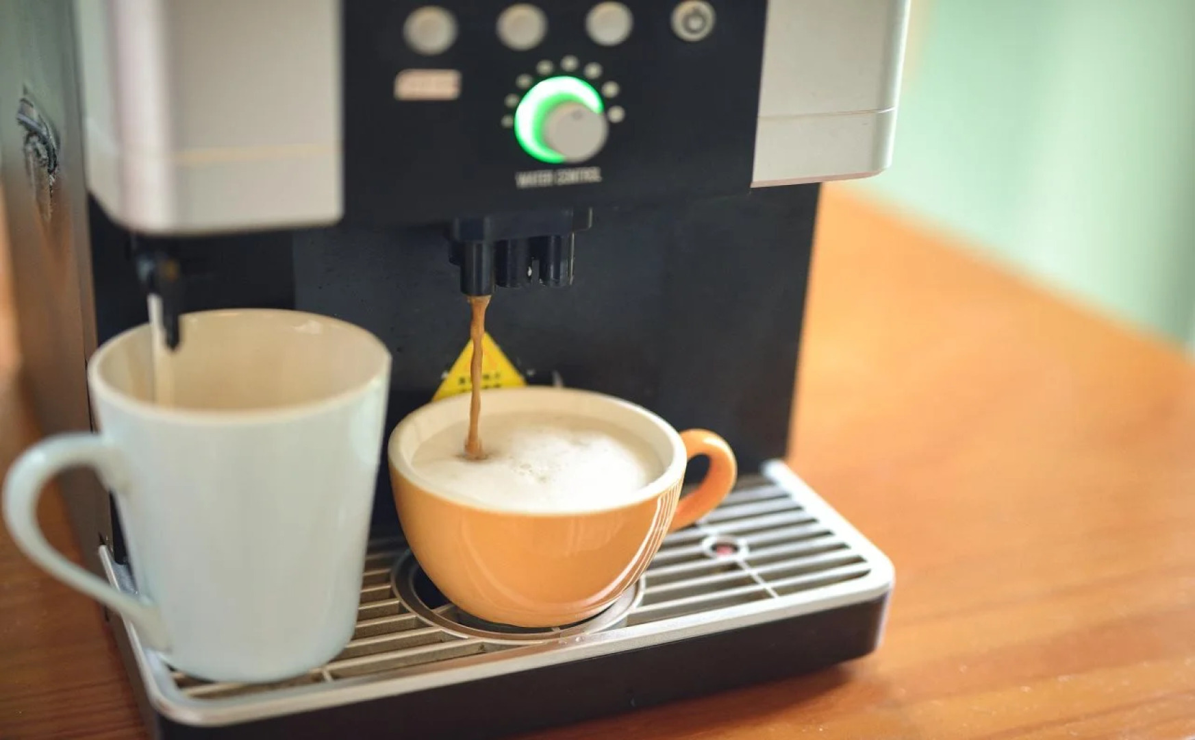 Dancing Butterfly Slide Family Inn