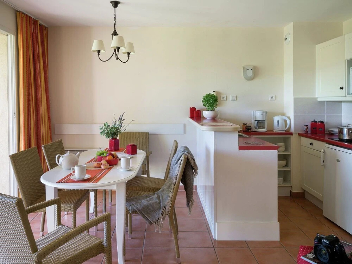 Comfortable Apartment Located in Authentic Provencal Village