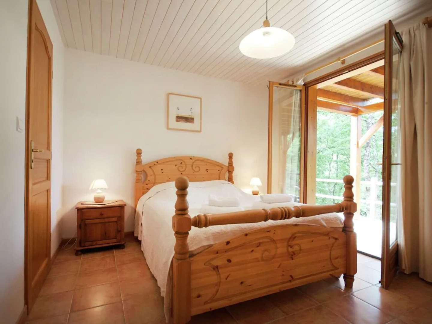 Secluded holiday home with dishwasher, close to Sarlat