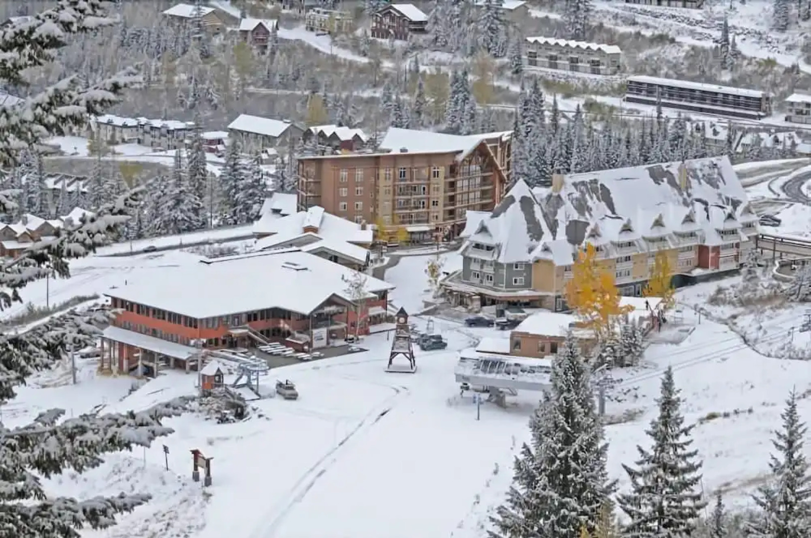 Schweitzer Mountain Resort Selkirk Lodge