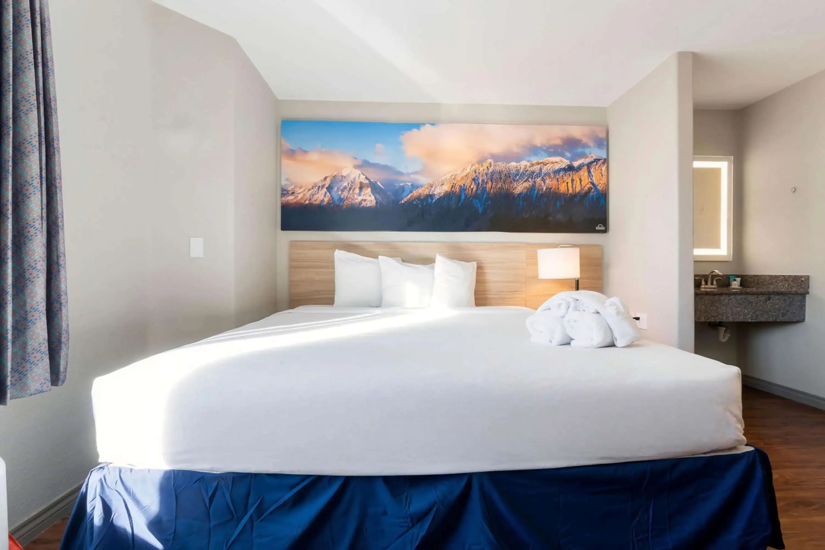 Days Inn by Wyndham Thornton