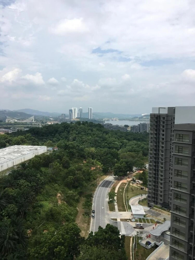 Relaxing Studio@Cyber