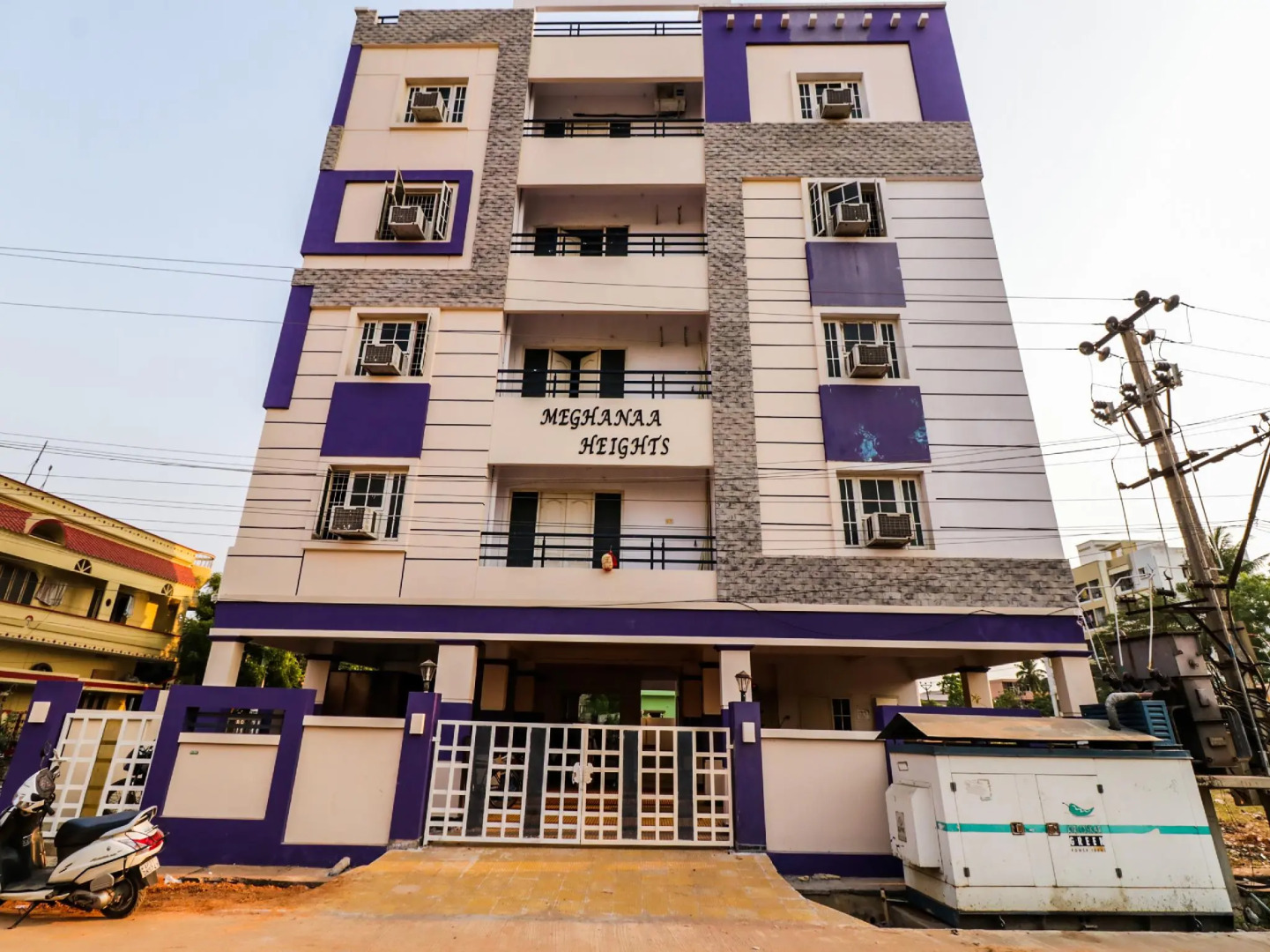 Capital O 35480 Coastal Bay Service Apartments