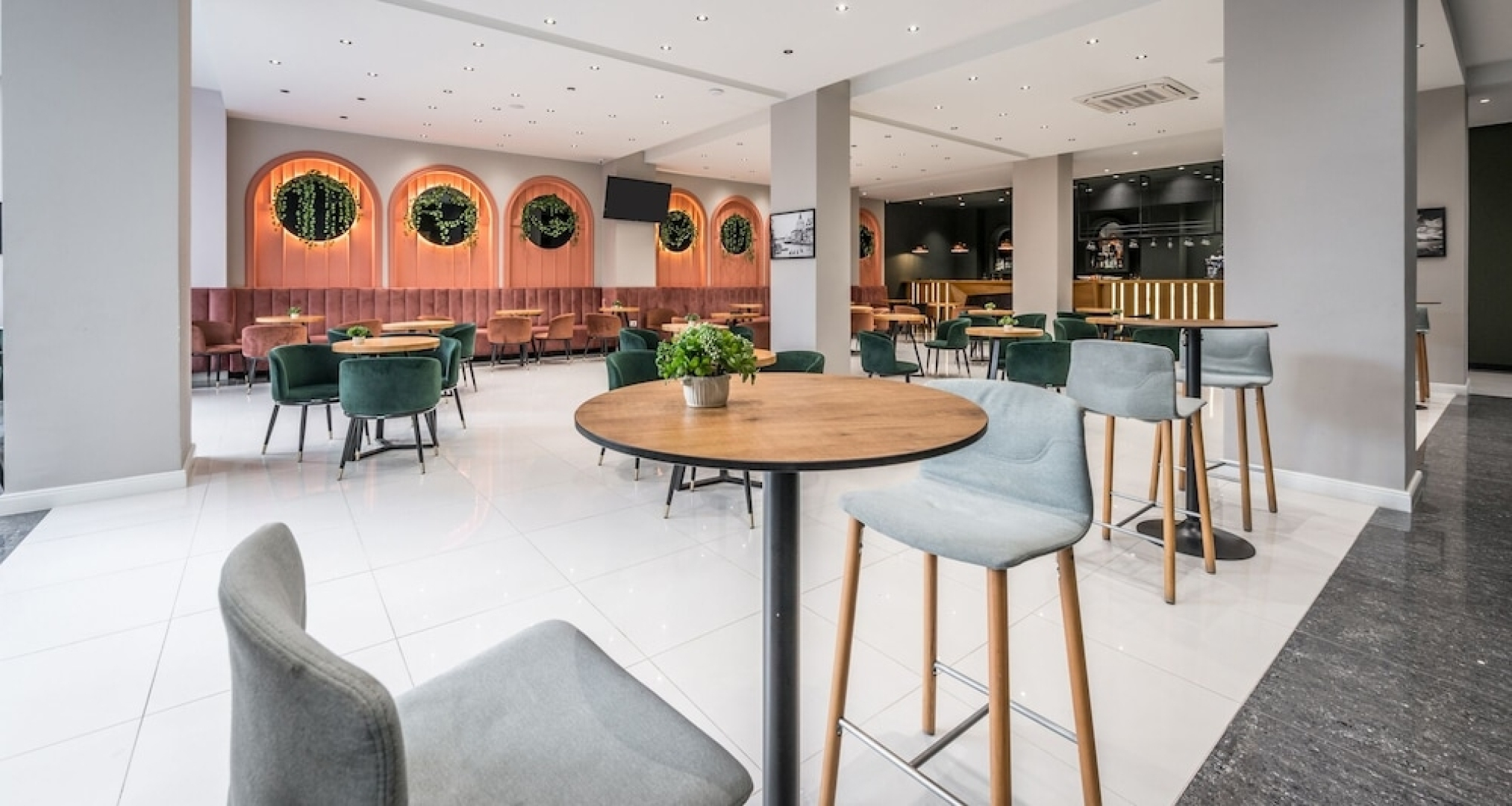 Signature BM Hotel Durres & Beach