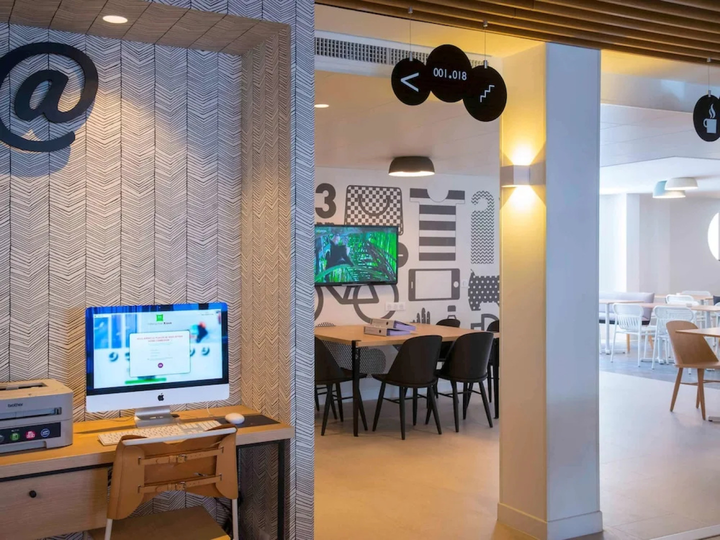 Отель ibis Styles Nice Cap 3000 Airport