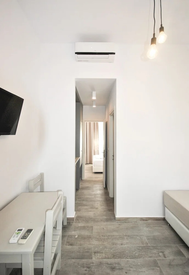 Imeres Studios & Apartments