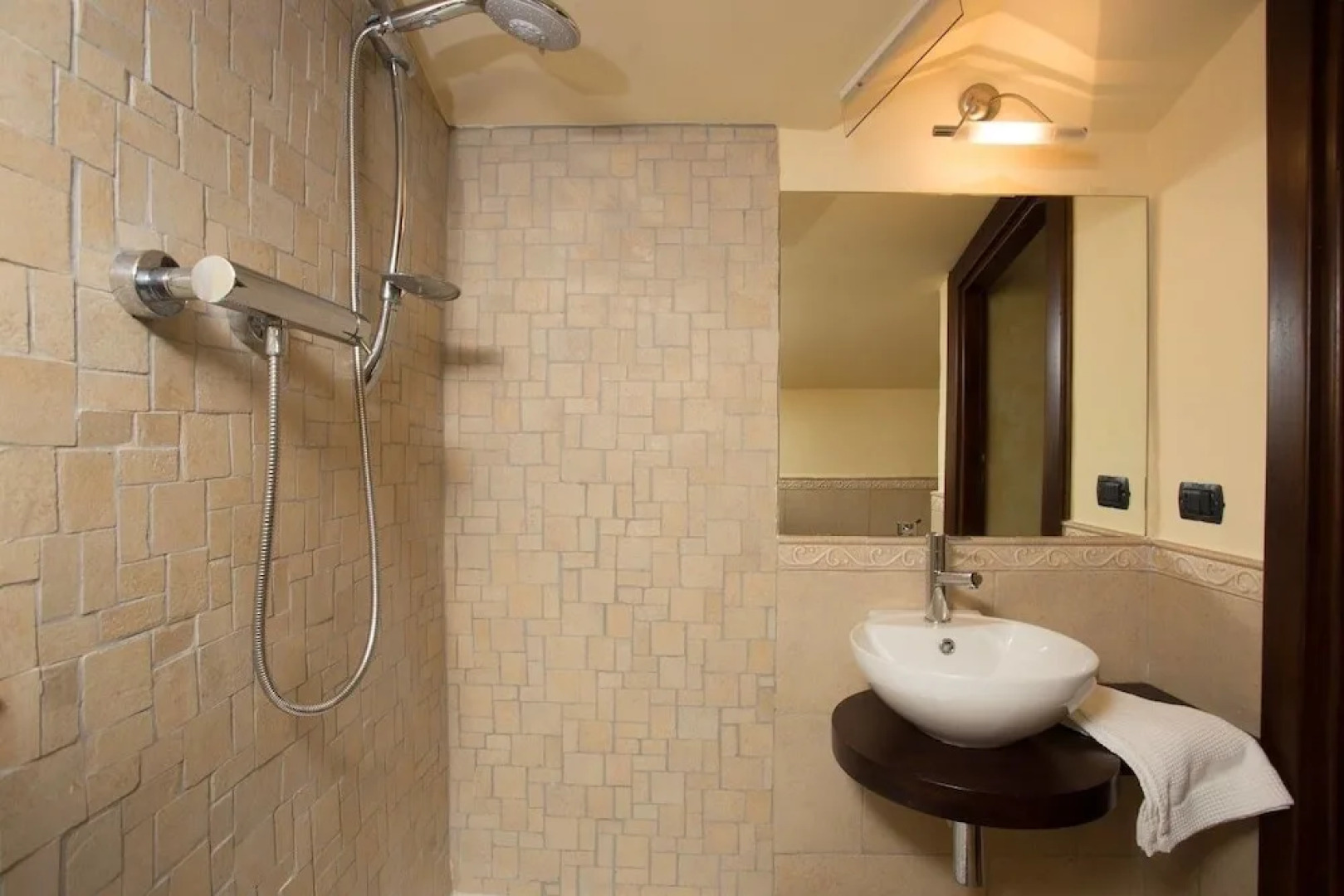 Torre in Pietra Ristorante e B&B