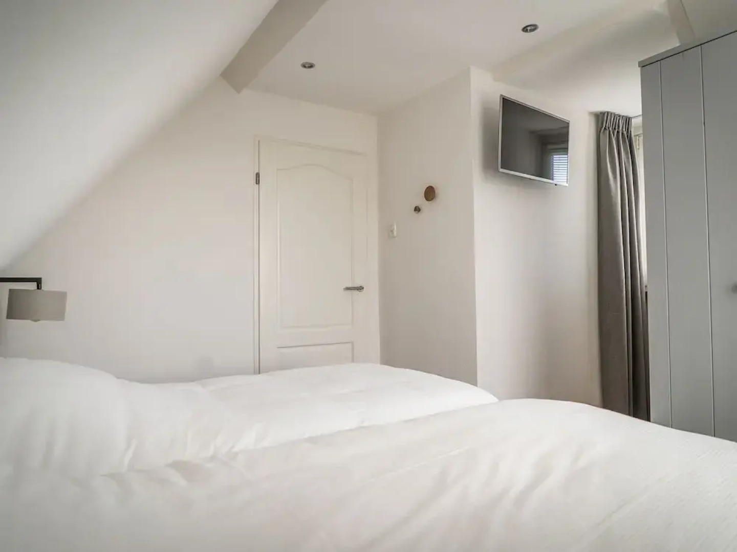 Amazing Bungalow in De Cocksdorp near Beach