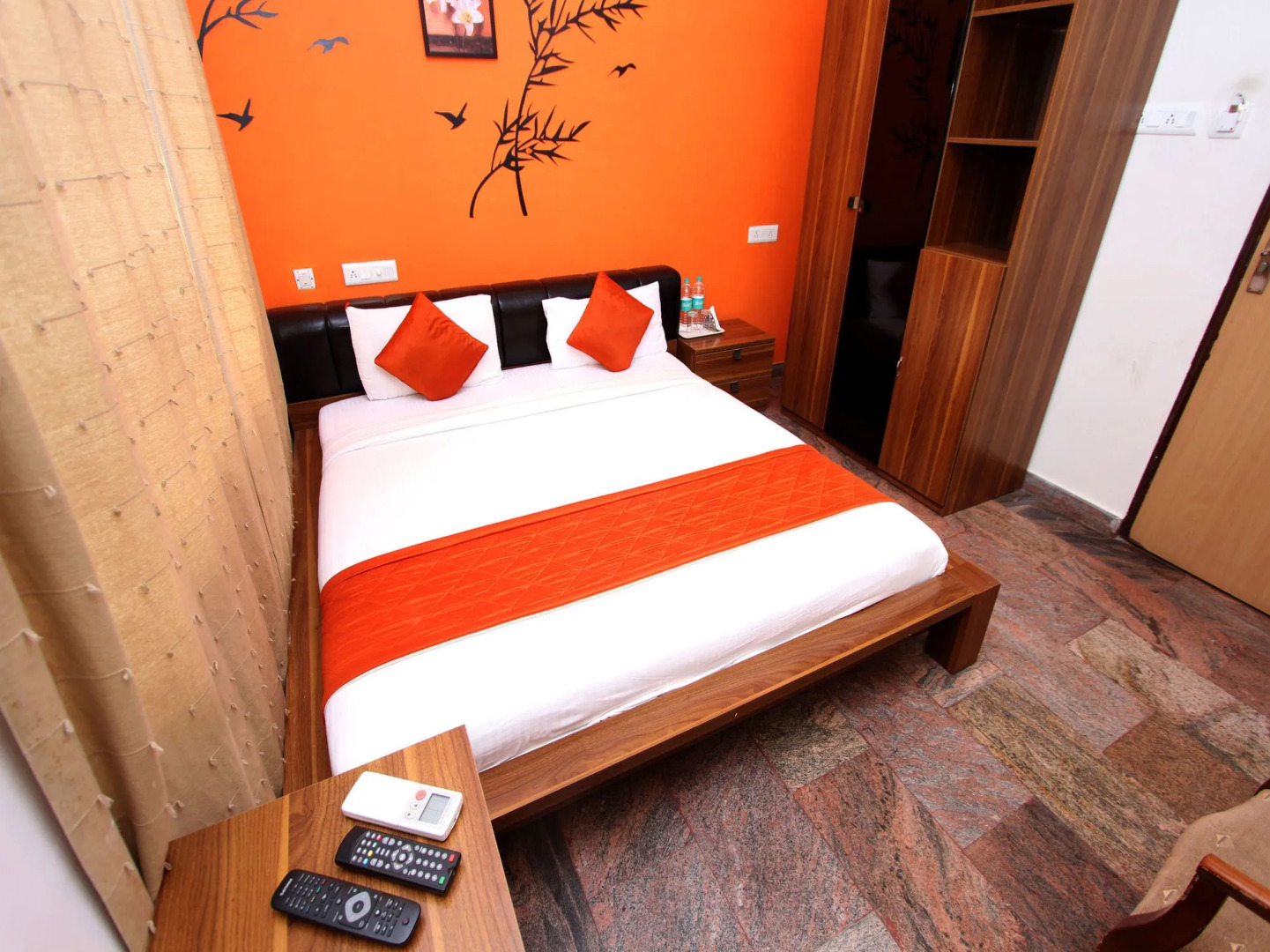 OYO 451 Goyal Residency