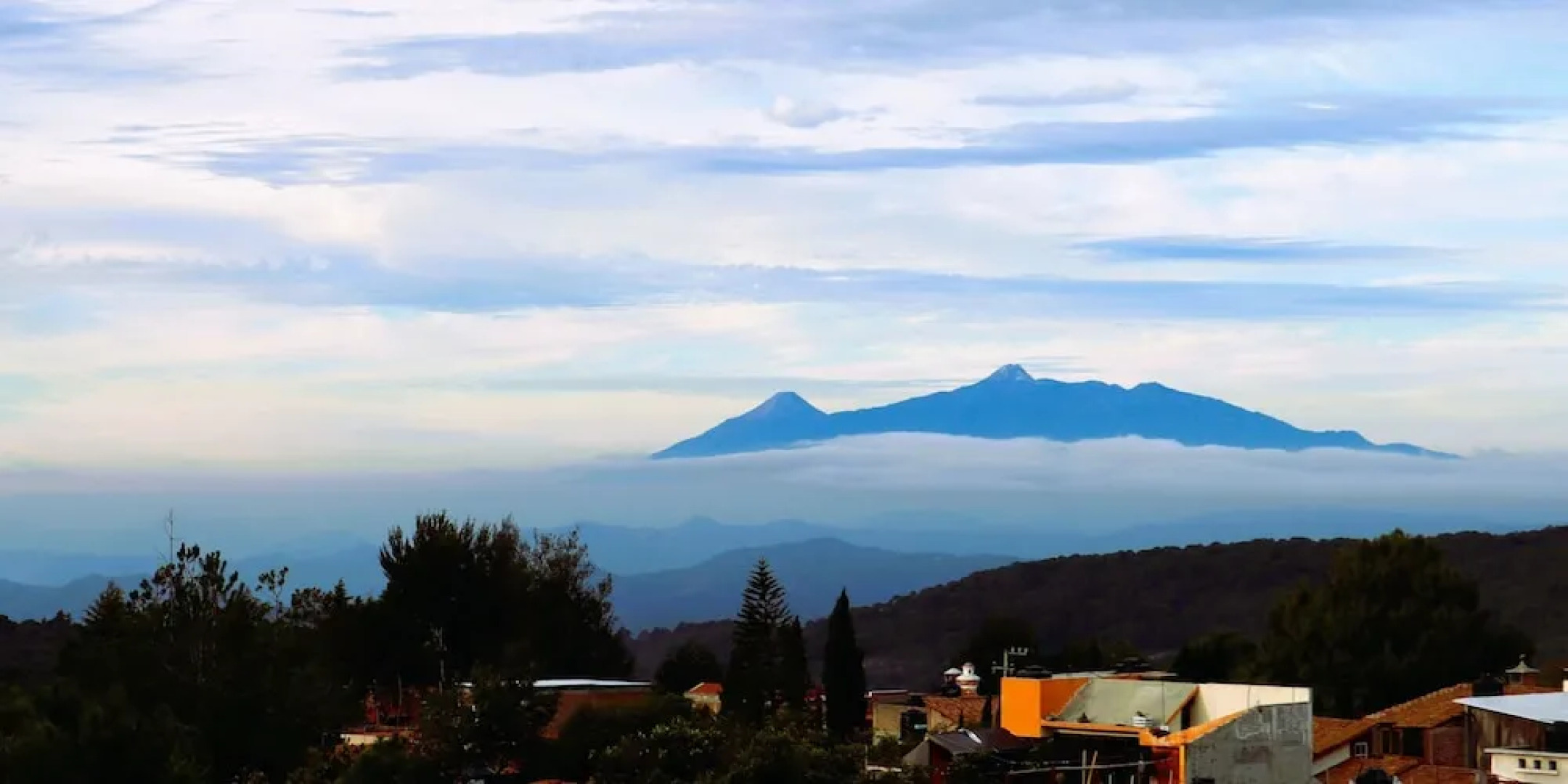 WorkVista Cowork y Hostal