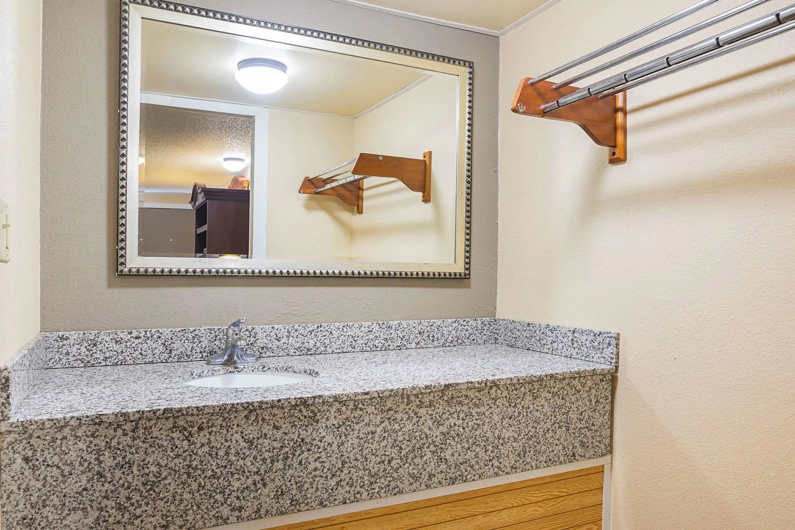 FairBridge Inn Express Battle Creek