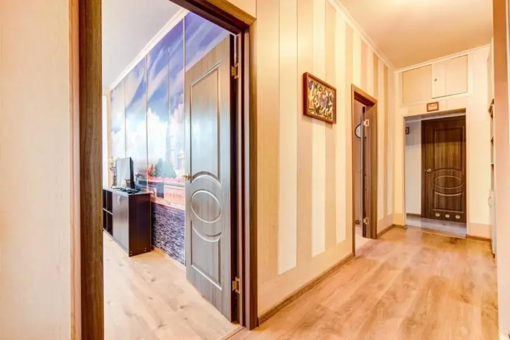 Гости Любят на проспекте Московский 195