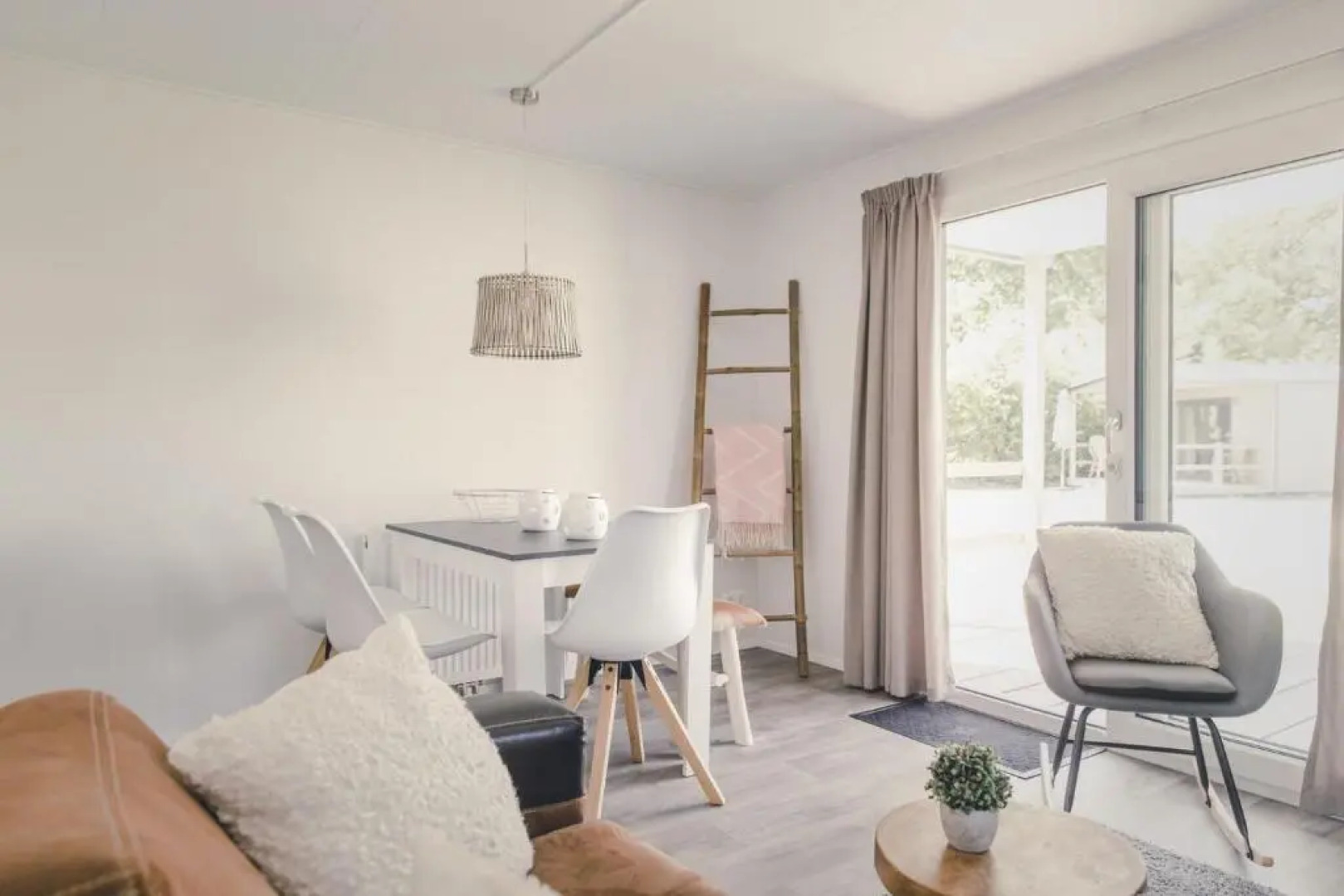 Groepsaccommodatie - 6x bungalette 5p met veranda