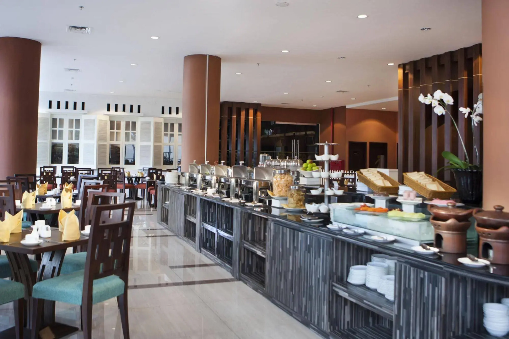 Grand Edge Hotel Semarang