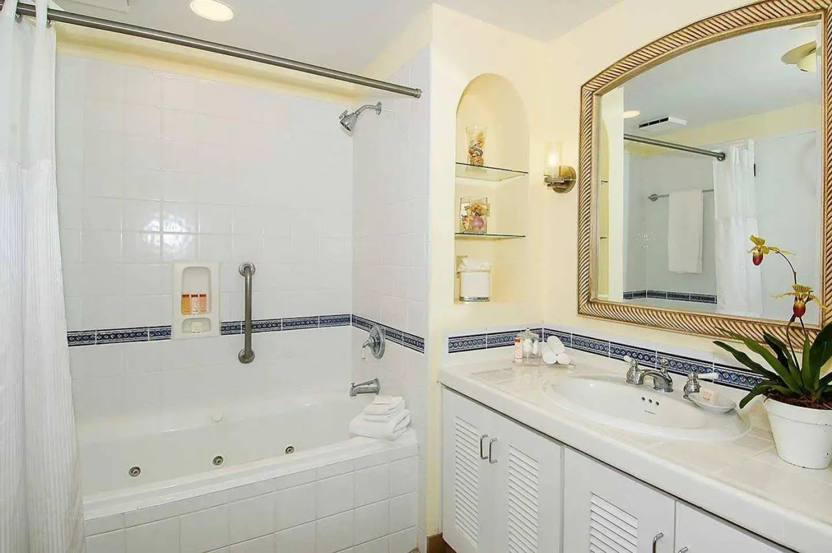 Las Casitas Village - A Waldorf Astoria Resort