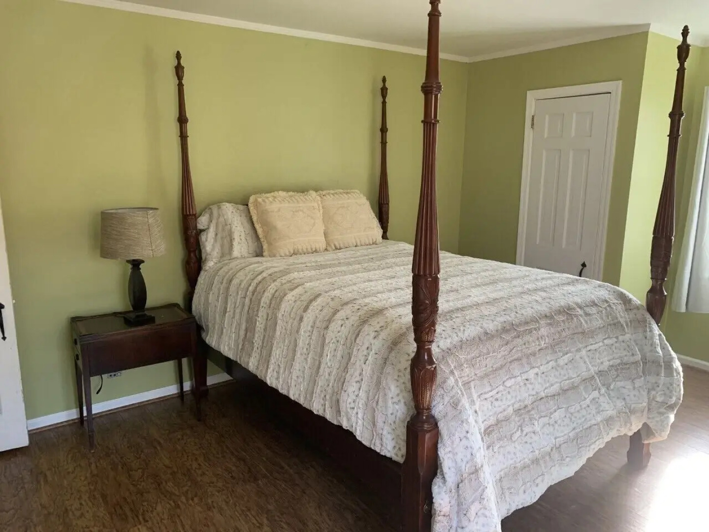 Inn at Millrace Pond