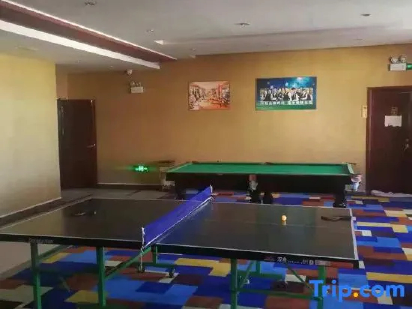 Shangri-La Original Density Hotel