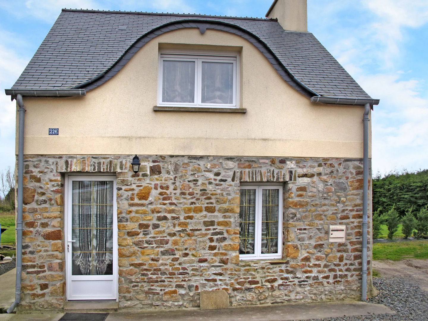 Holiday Home Dans la Prairie - CEZ404