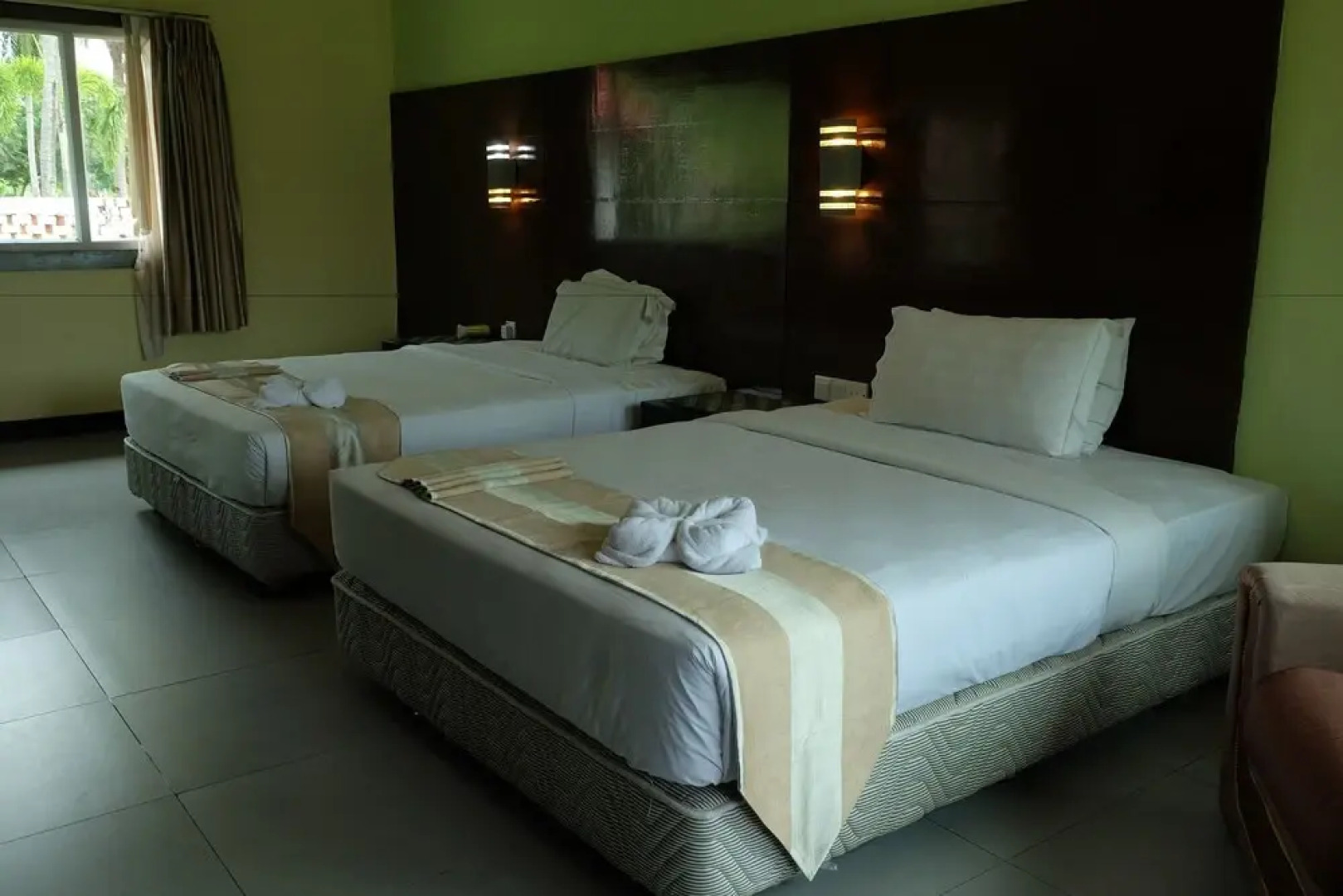 Raintree Beach & Golf Resort