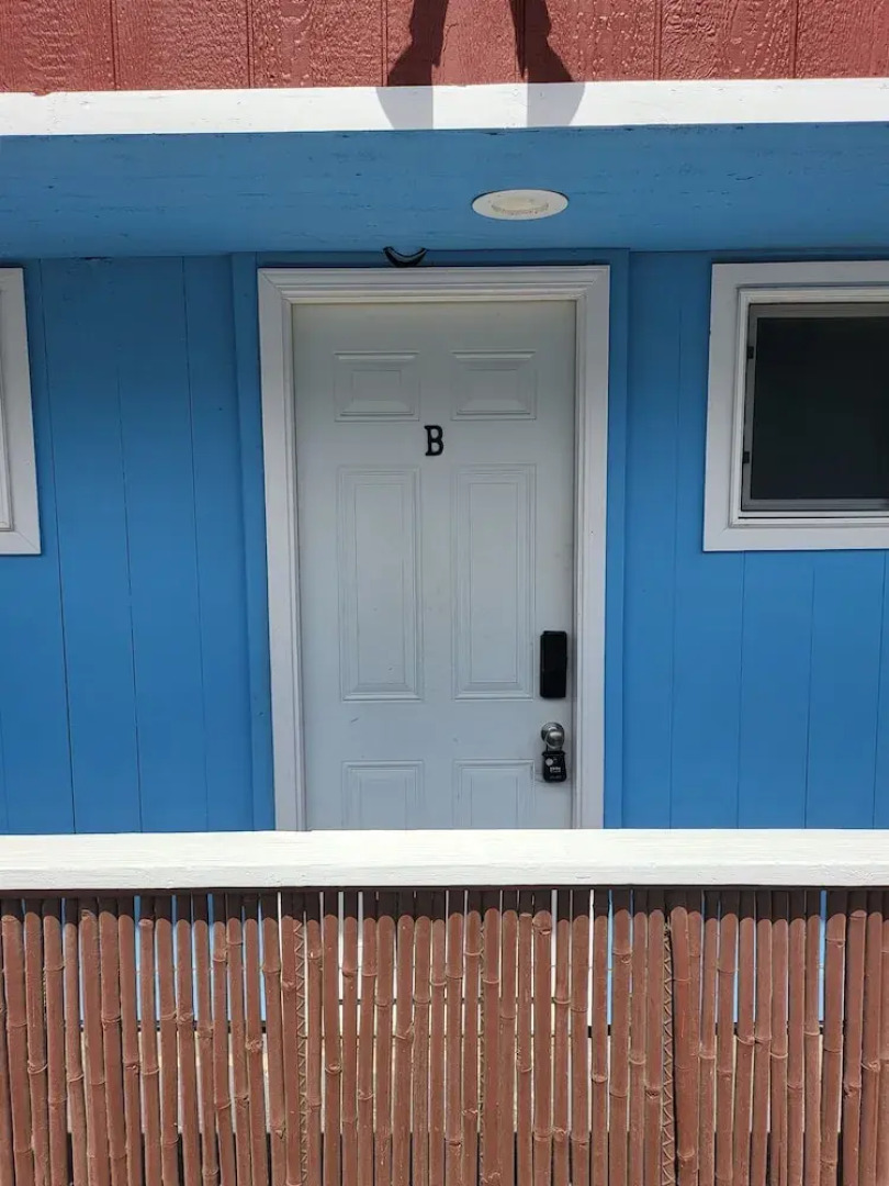 Yonegan Central Maui Getaways