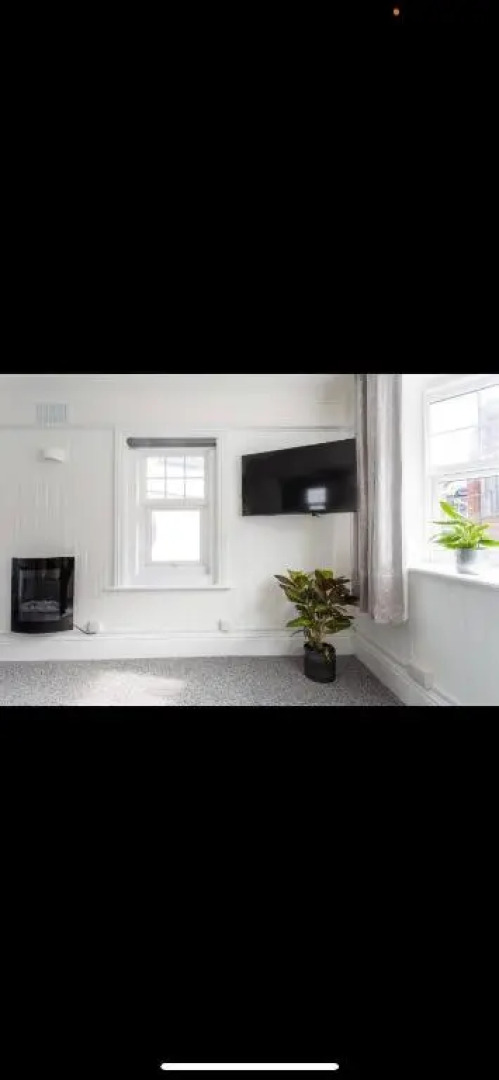 Driftwood Luxury Apartment