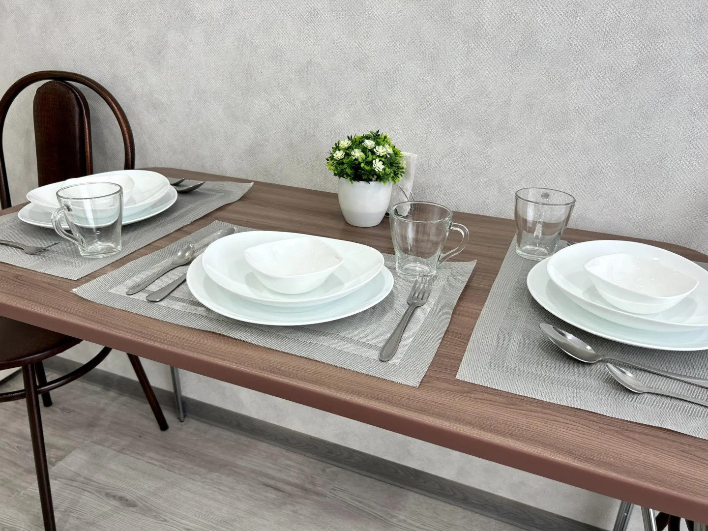 Апартаменты 4 Сезона на улице Энтузиастов 15