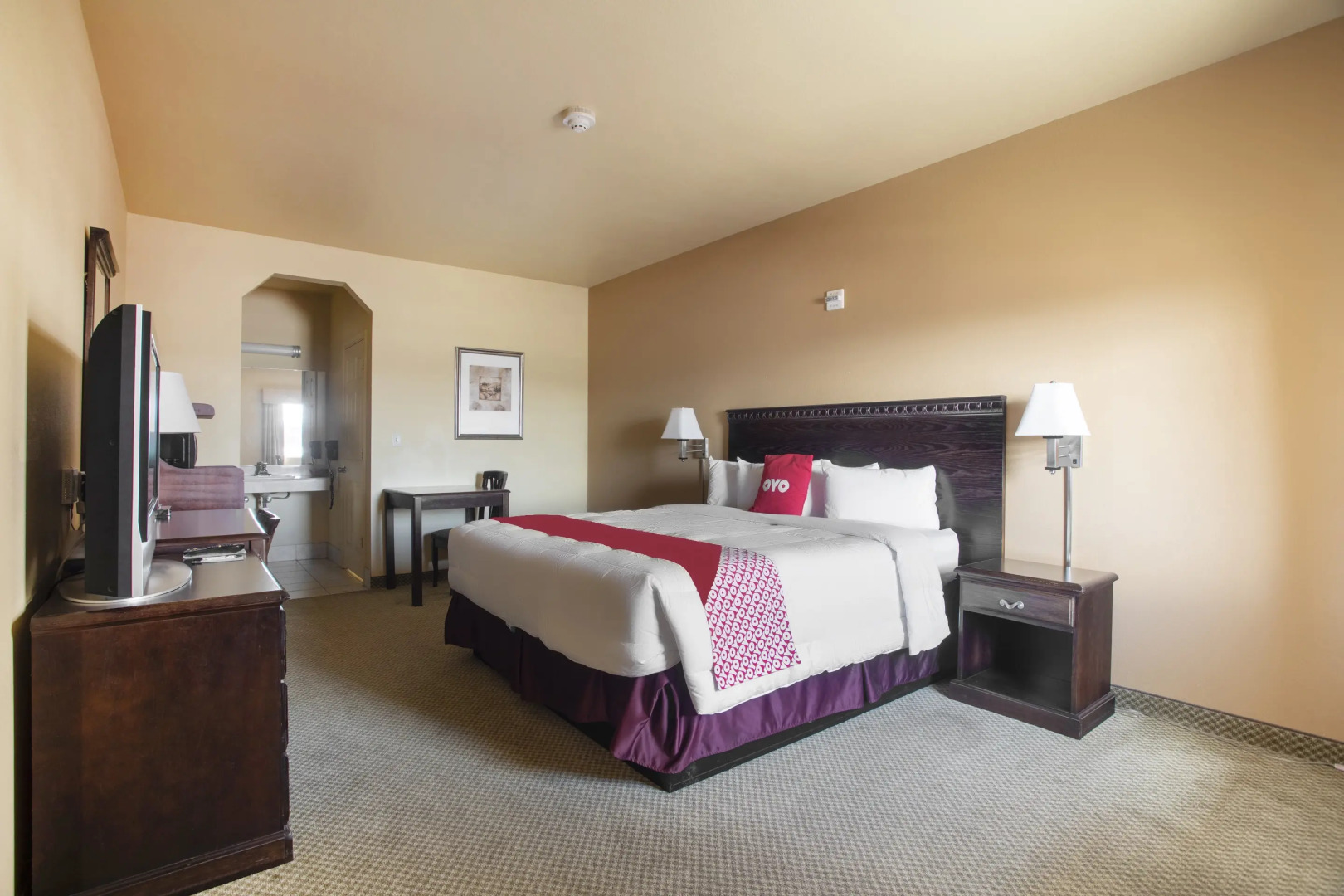 OYO Hotel Valley View TX, I-35