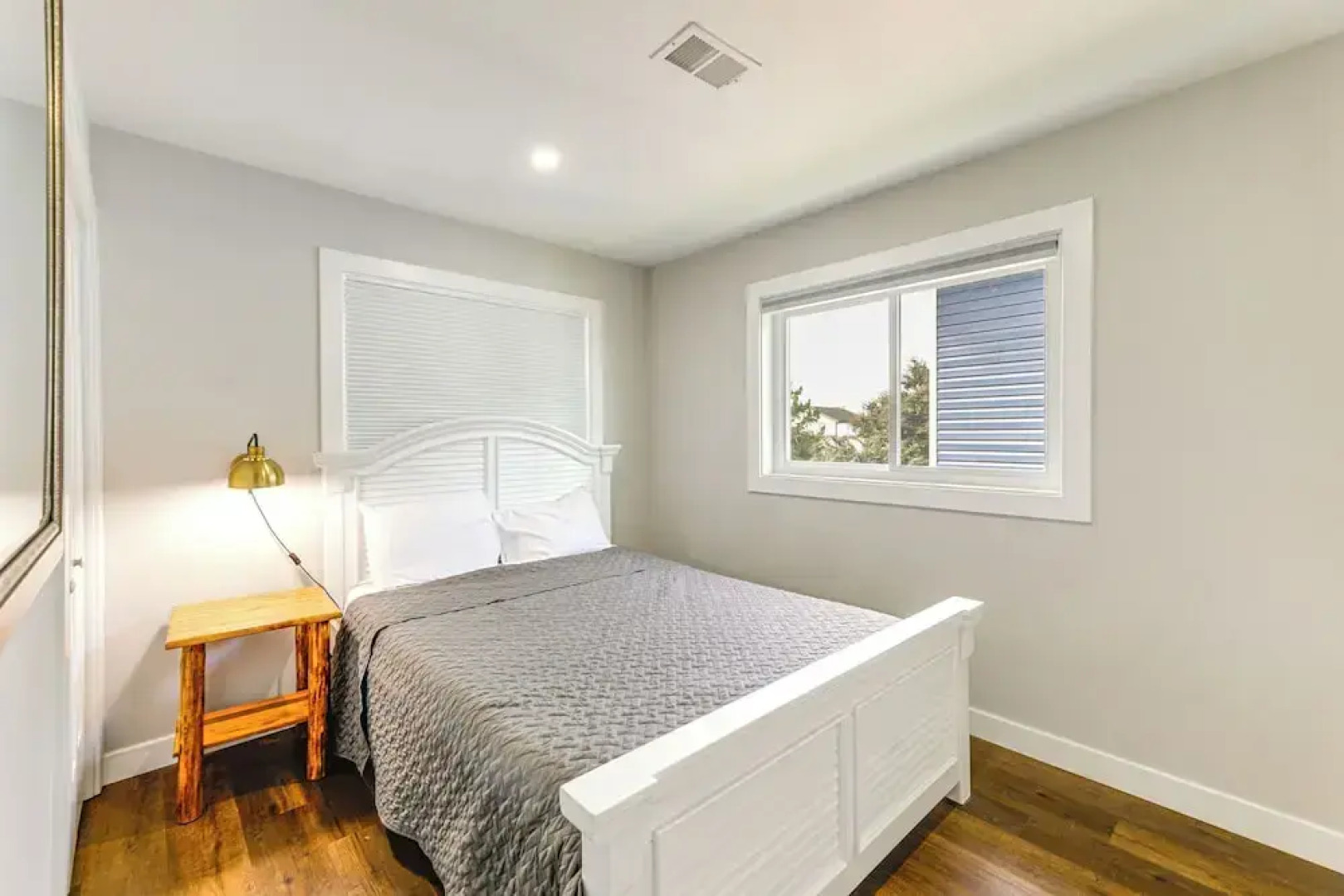 Waterfront Home w/ Views, Hot Tub in Ocean Pines!