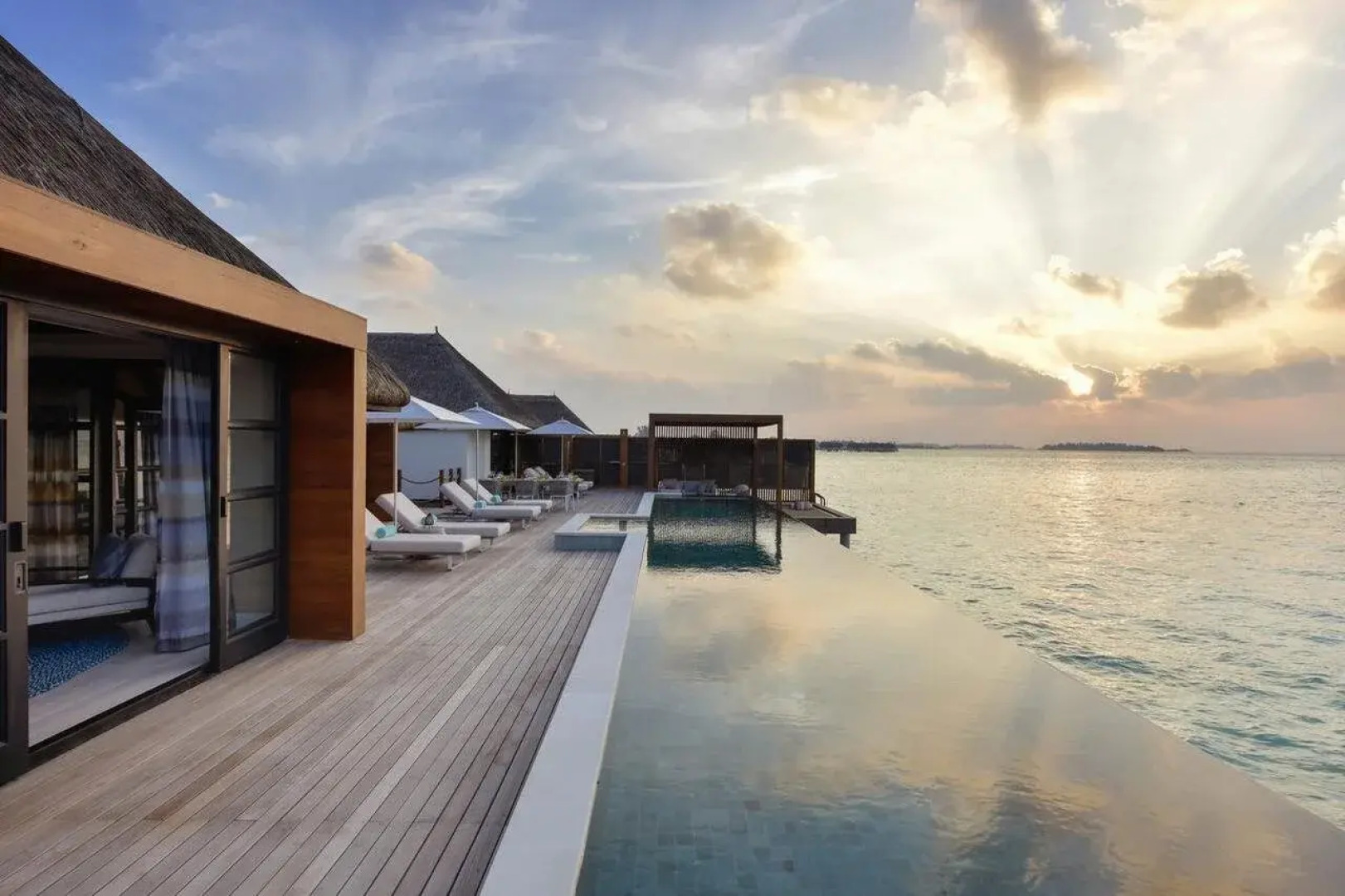Four Seasons Resort Maldives at Kuda Huraa