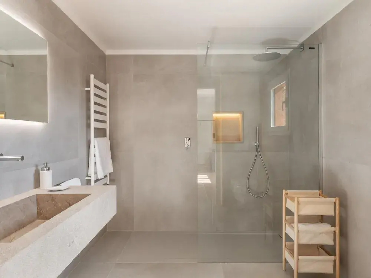 Villa in Son Servera With Beach & Pool