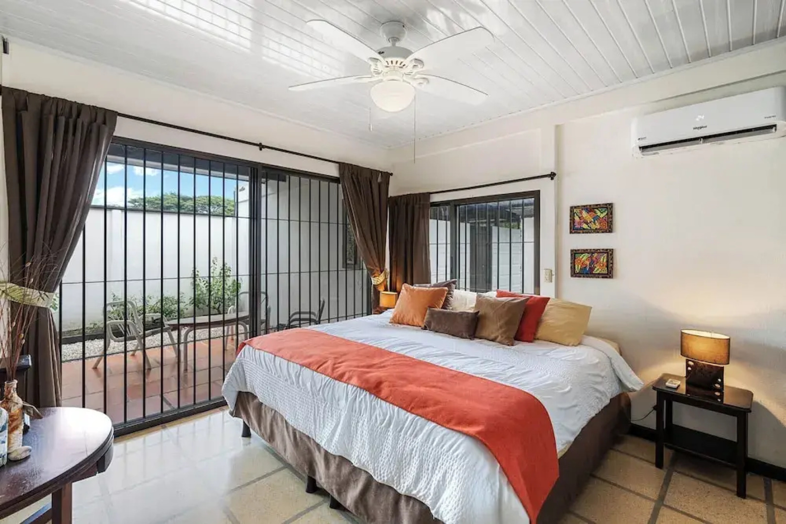 3-BD Home with Pool, Walk to Beach