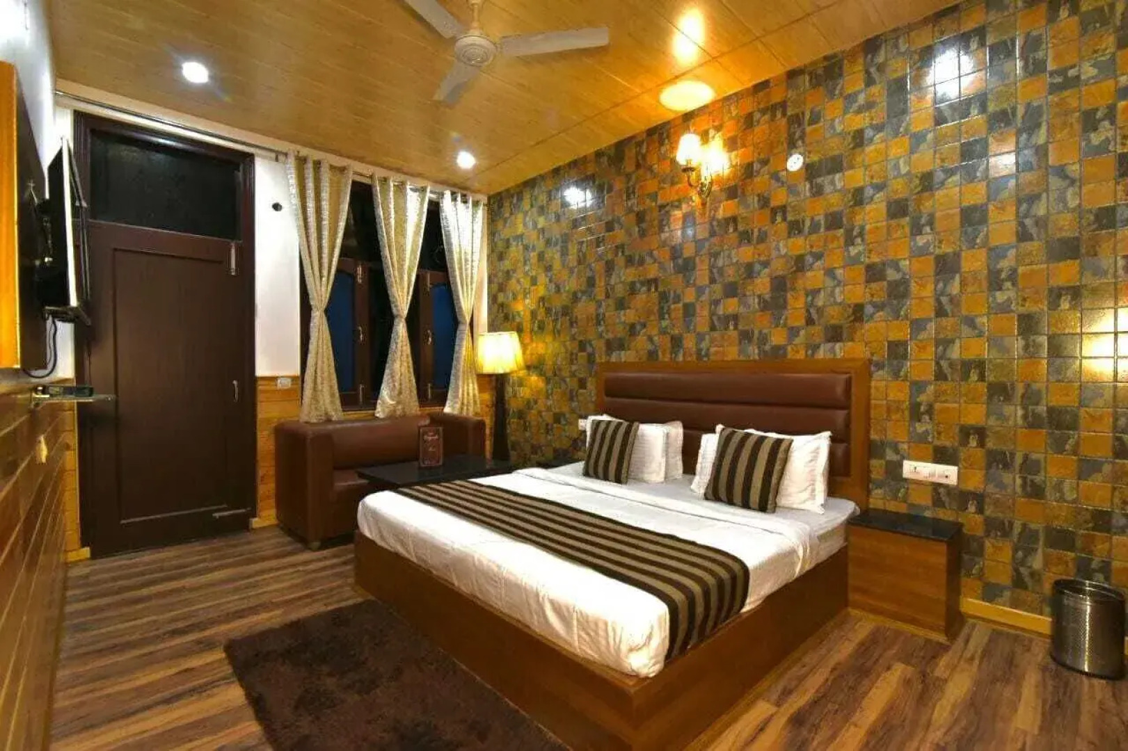 Hotel Divyansh By VRB Hotels