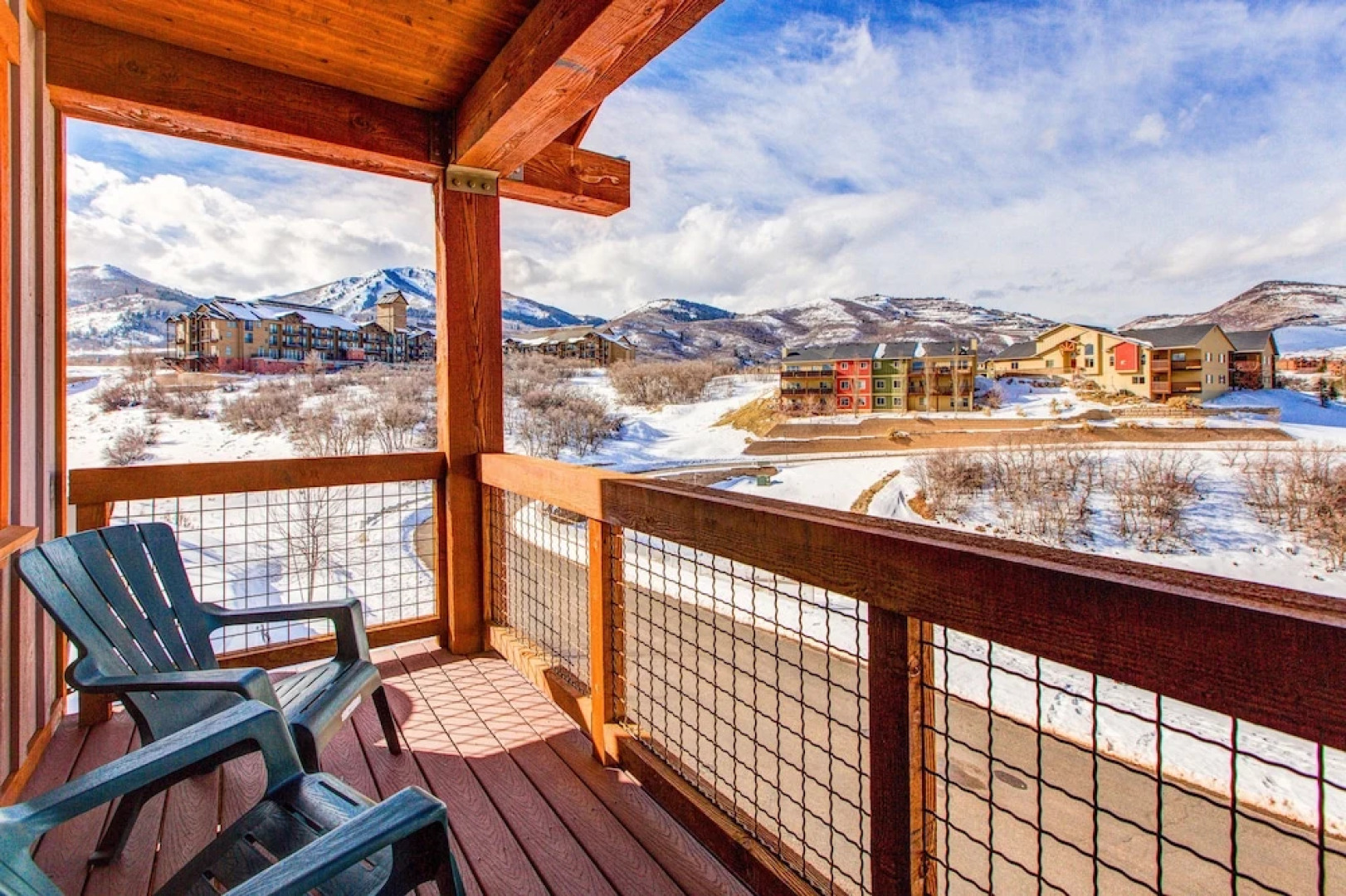 3br W/ Balconies, Hot Tub & Views - Near Gondola 3 Bedroom Townhouse