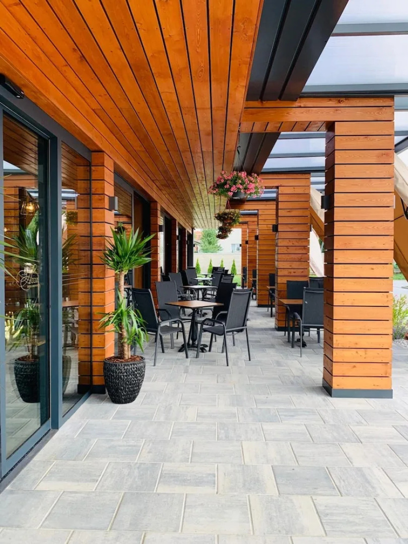 AZZA Hotel & Restaurant