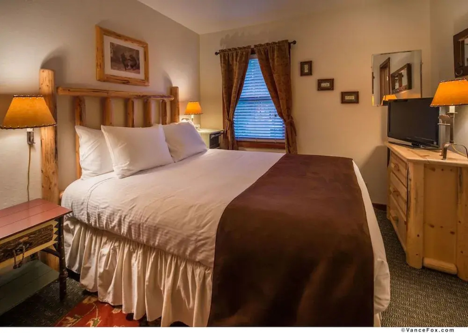 Franciscan Lakeside Lodge