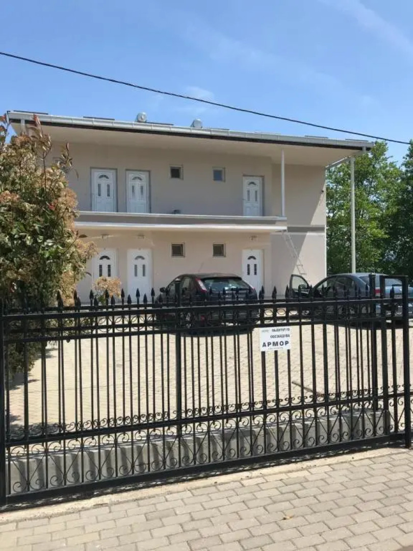 Sunrise Apartments and Studios