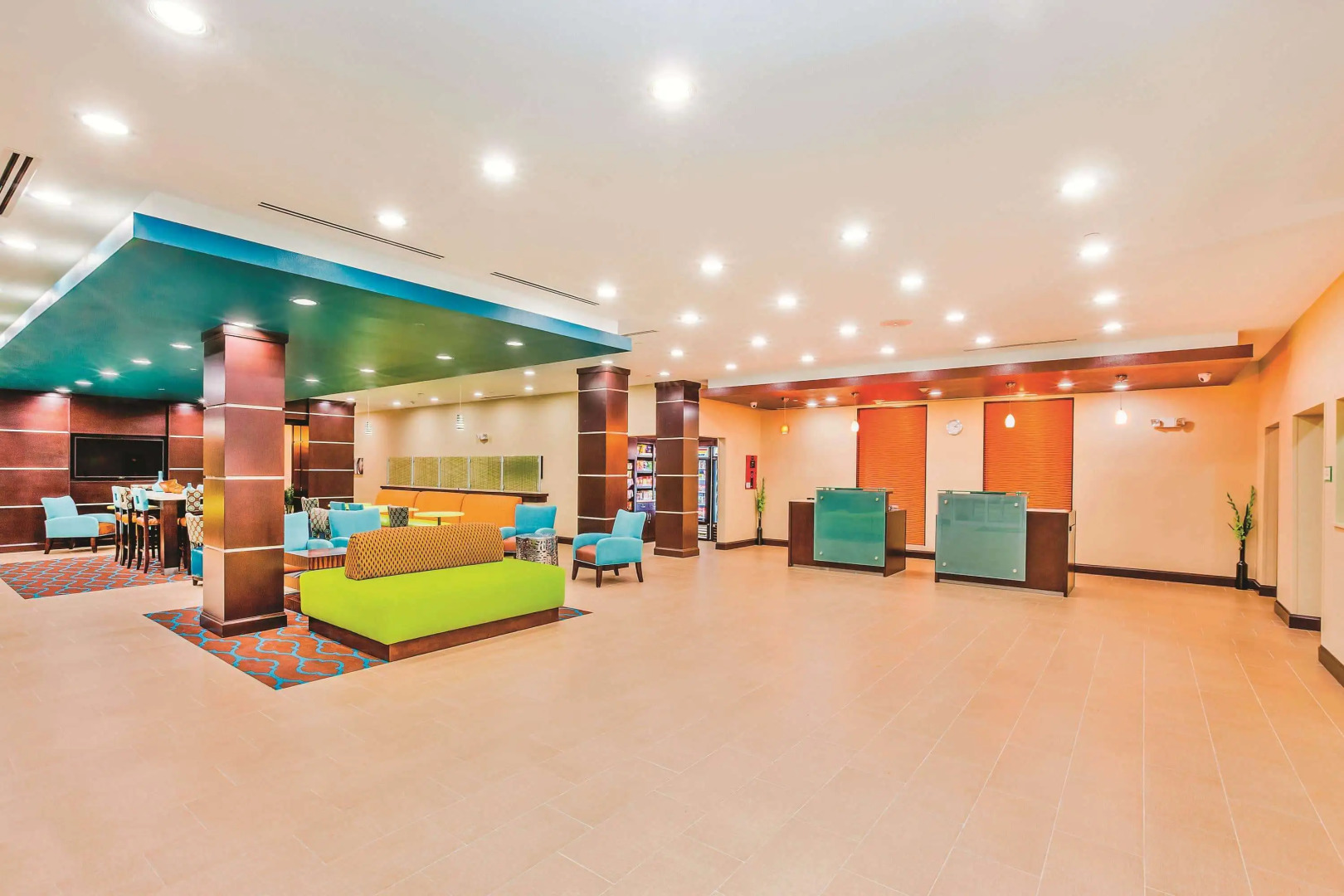 La Quinta Inn & Suites by Wyndham Cotulla