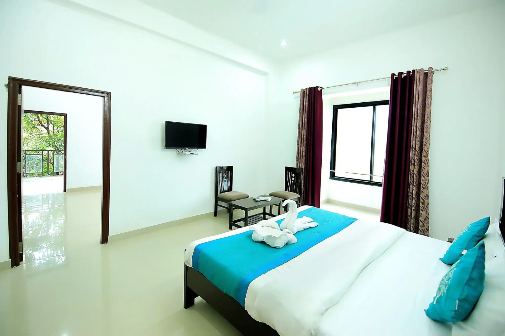 Rang Bhawan Inn- A Lake View Hotel